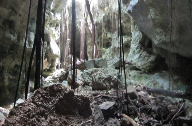 Parque Nacional Del Este Grotte